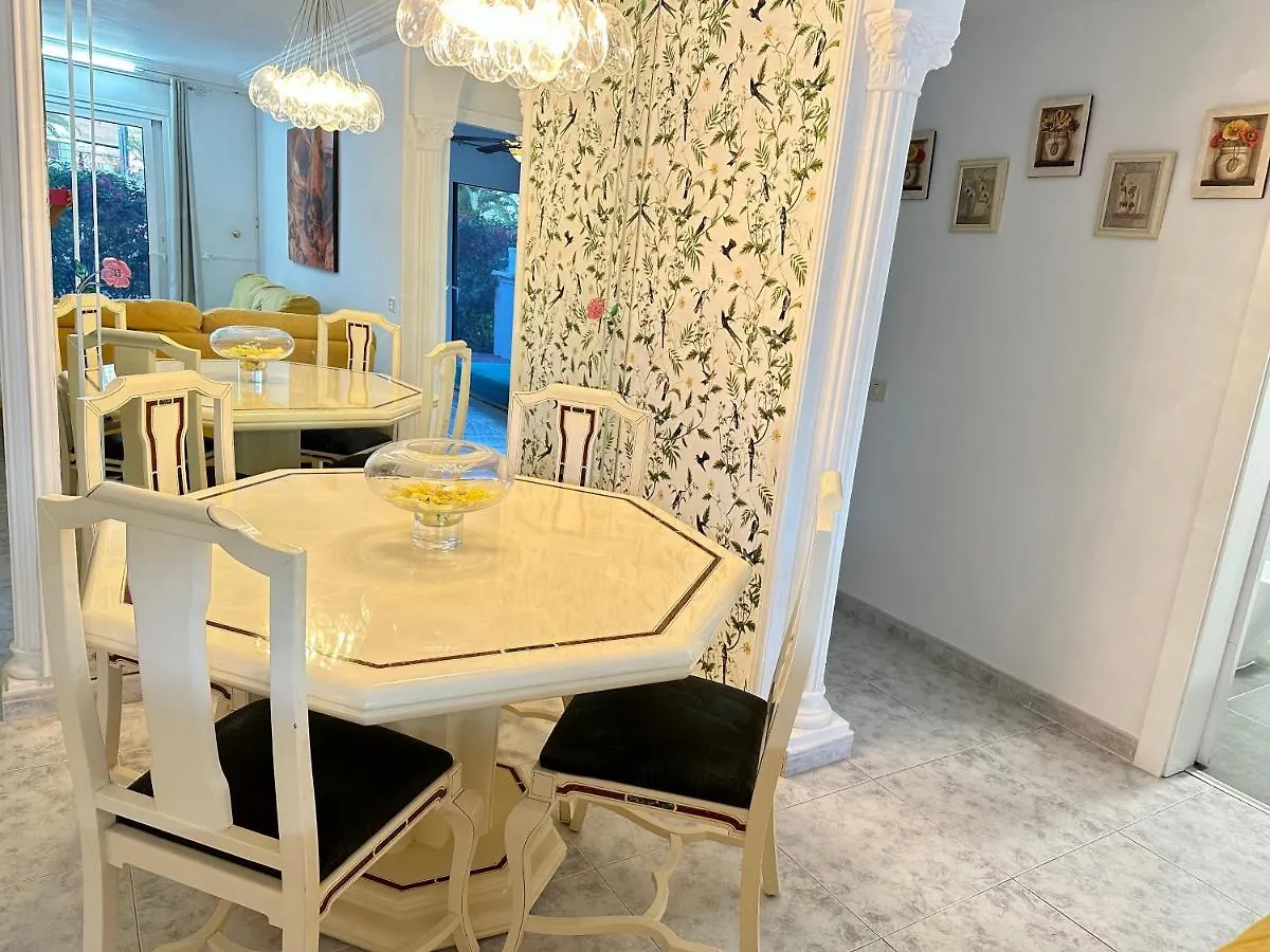 Playa Del Cura - Spacious Beachside Apartment 0*, Playa Del Cura (Gran Canaria)