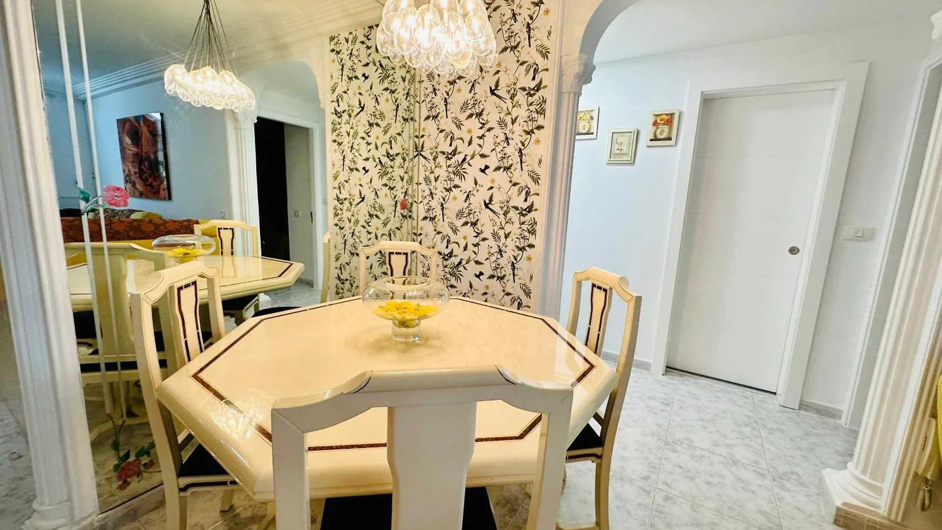 Playa Del Cura - Spacious Beachside Apartment 스페인